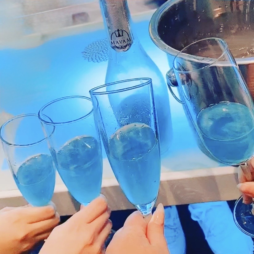乾杯の様子